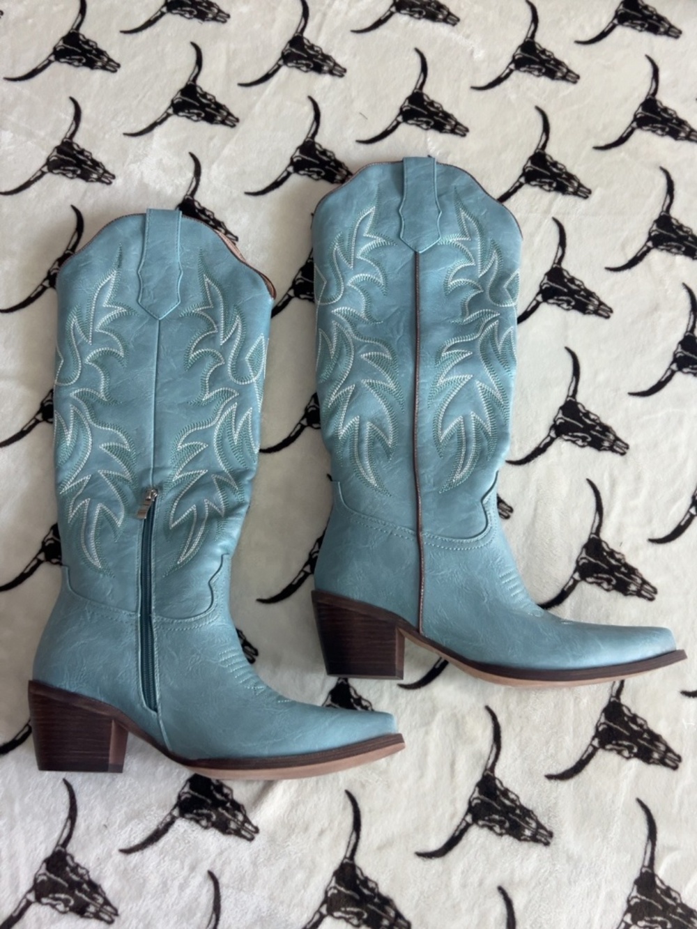 WETKISS Turquoise Embroidered Western Cowboy Boots Women’s 8.5